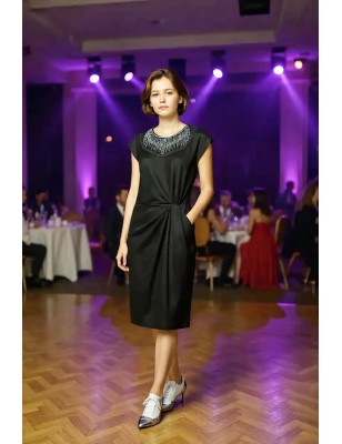 Robe noire CHARLOTT'