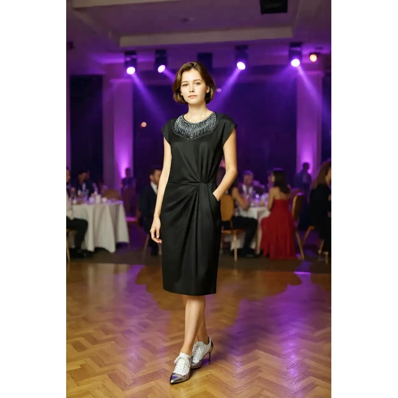 Robe noire CHARLOTT'