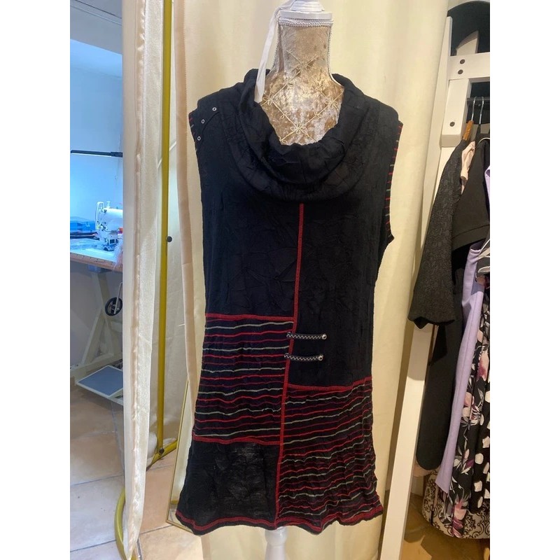 Robe originale façon Desigual